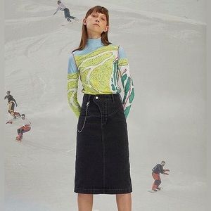 Kina and Tam ski slope print long sleeve turtleneck